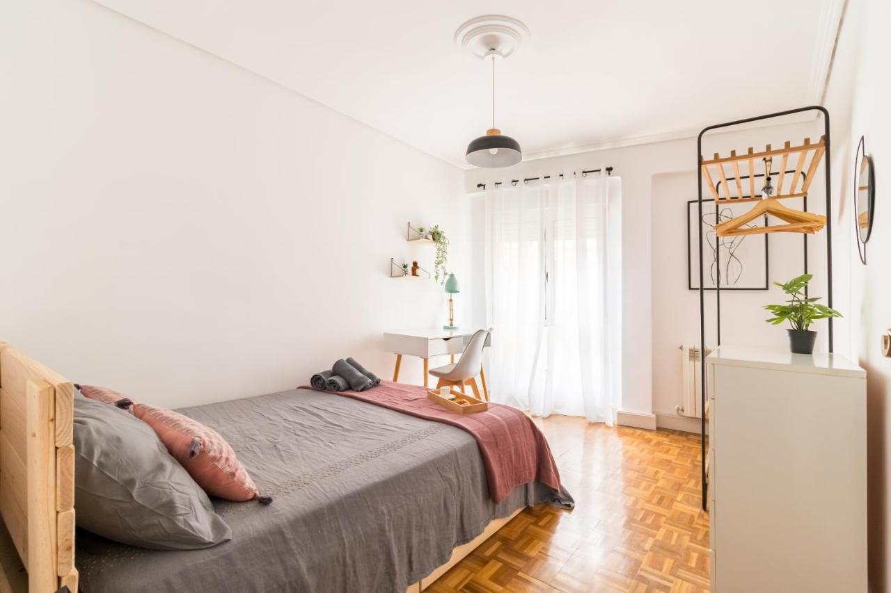 Moderno Apartamento En Pleno Centro 桑坦德 外观 照片